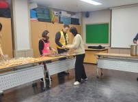 창원천마라이온스클럽 카레라이스 나눔 행사